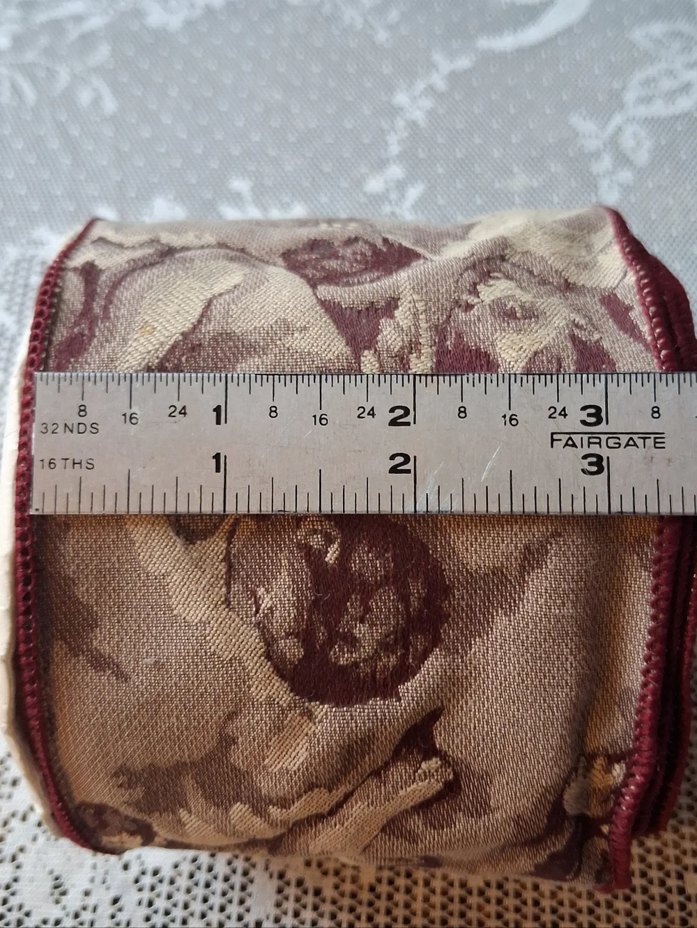 Rare Find! Cherub Ribbon - Picture 2 of 5